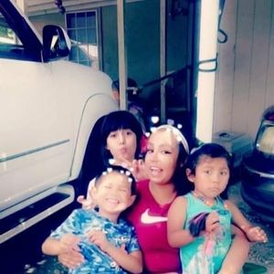 Meet your Posher, Mari